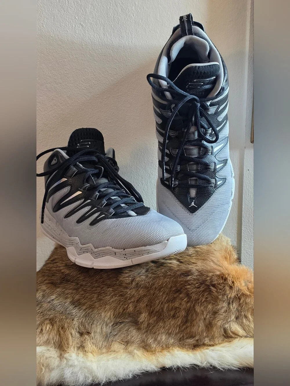 Jordan Men's Gray and Black High-Top Athletic Basketball Shoes